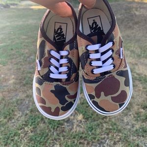Toddler size 8.5 Camo vans